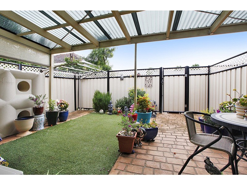 1/2-6 Kelly Street, Werribee VIC 3030