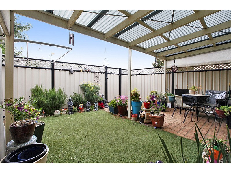 1/2-6 Kelly Street, Werribee VIC 3030