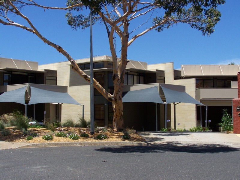 4/13-19 Purcell Court, Werribee VIC 3030