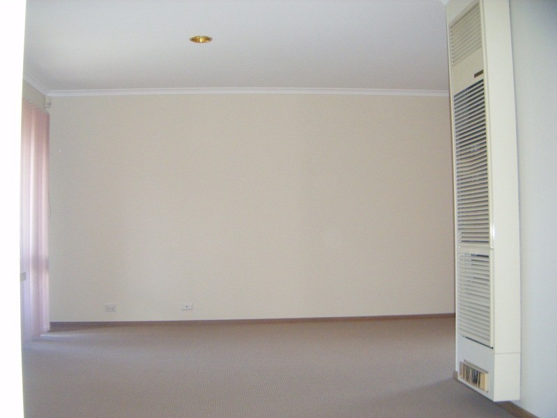 25 Golden Square Crescent, Hoppers Crossing VIC 3029