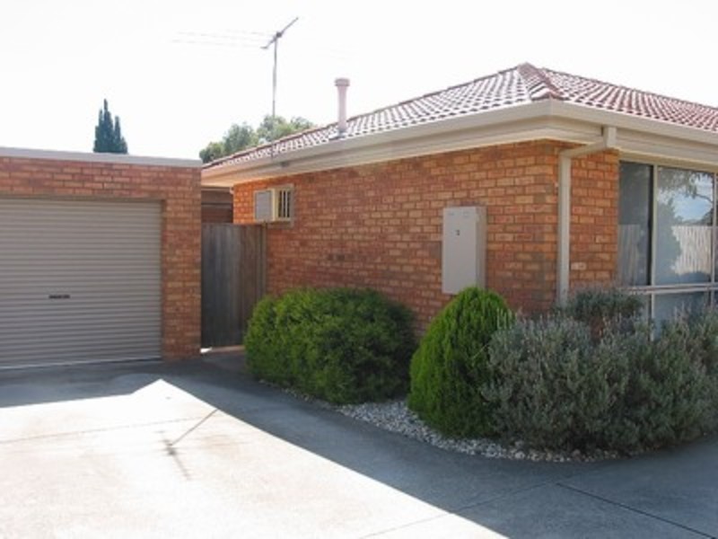 2/227 Princes Highway, Werribee VIC 3030