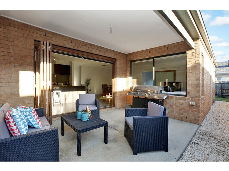 11 Lomandra Street, Point Cook VIC 3030