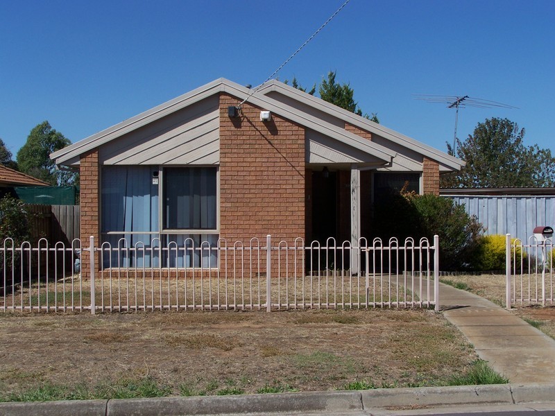46 Kathleen Crescent, Hoppers Crossing VIC 3029