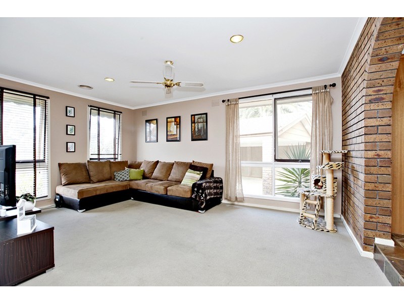 28 Olive Way, Wyndham Vale VIC 3024