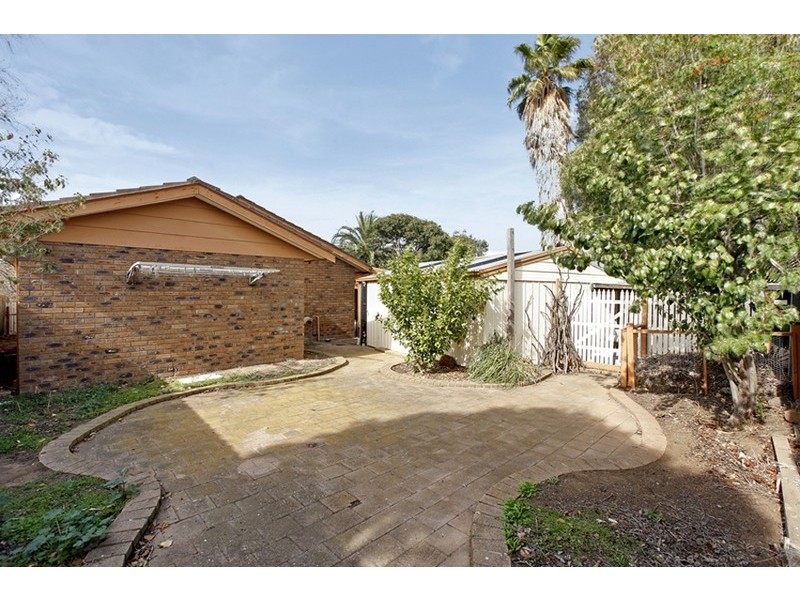 28 Olive Way, Wyndham Vale VIC 3024