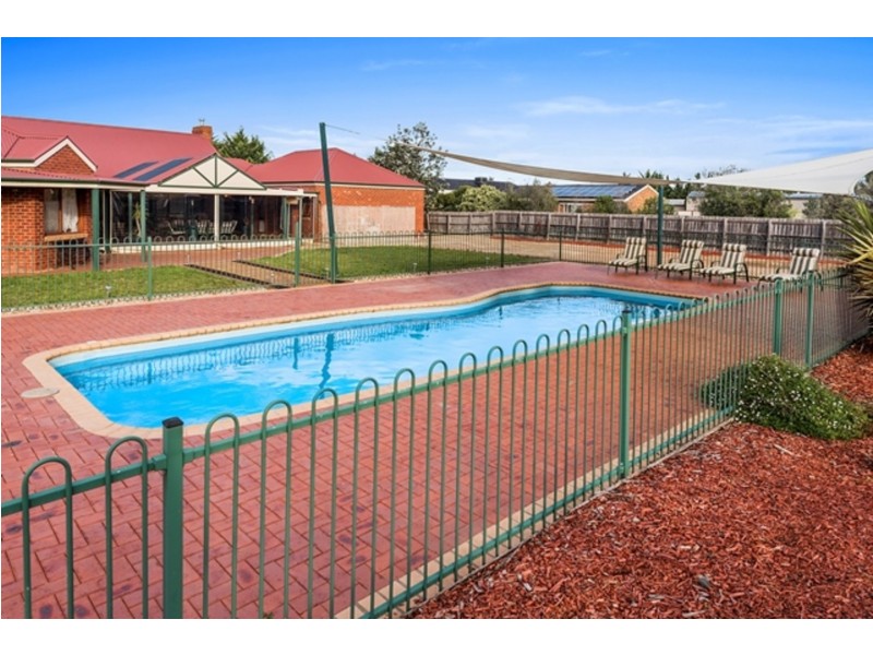 6 Casuarina Close, Hoppers Crossing VIC 3029