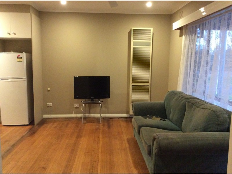 1/207-209 Princes Highway, Werribee VIC 3030