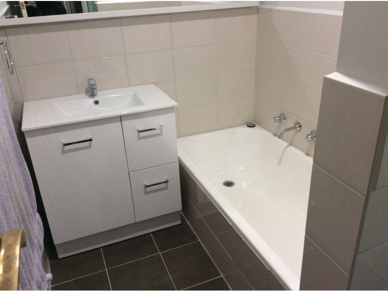 1/207-209 Princes Highway, Werribee VIC 3030