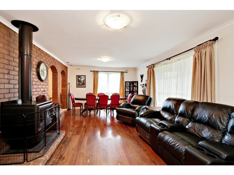 26 Stewart Drive, Werribee VIC 3030