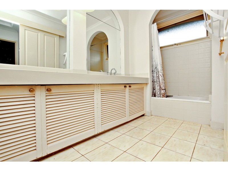 26 Stewart Drive, Werribee VIC 3030