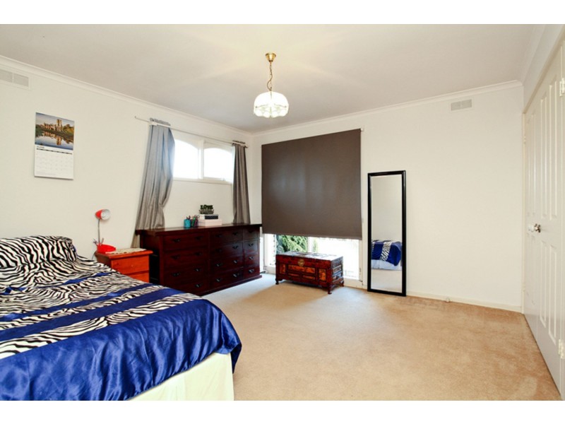 26 Stewart Drive, Werribee VIC 3030