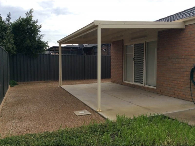 37 Pierbrook Avenue, Wyndham Vale VIC 3024