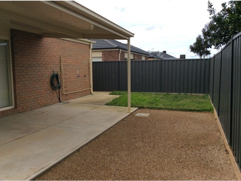 37 Pierbrook Avenue, Wyndham Vale VIC 3024