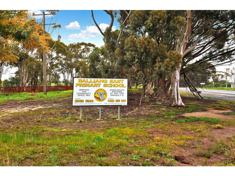 13 School Road, Balliang East VIC 3340