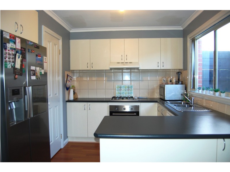 13/52 Latham Street, Werribee VIC 3030