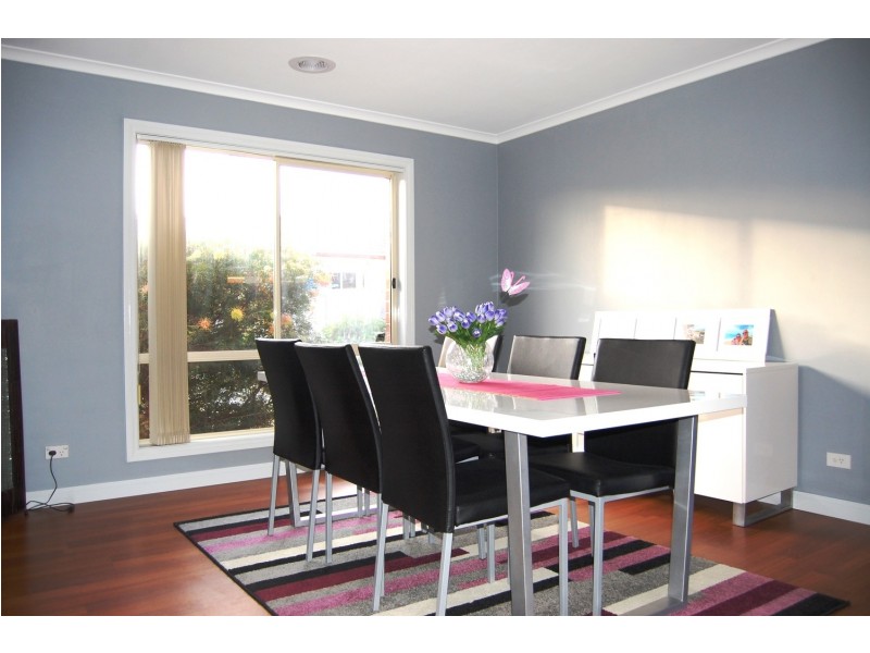 13/52 Latham Street, Werribee VIC 3030