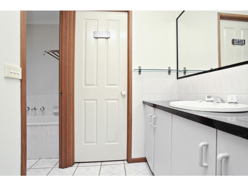 168 Mossfiel Drive, Hoppers Crossing VIC 3029