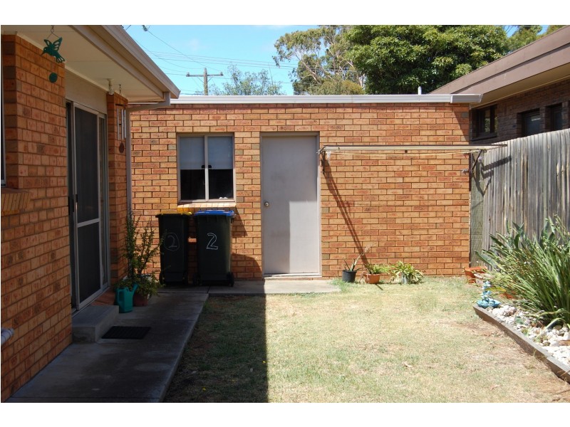 2/227 Princes Highway, Werribee VIC 3030