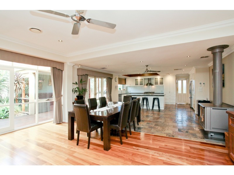 8 Lawson Court, Hoppers Crossing VIC 3029