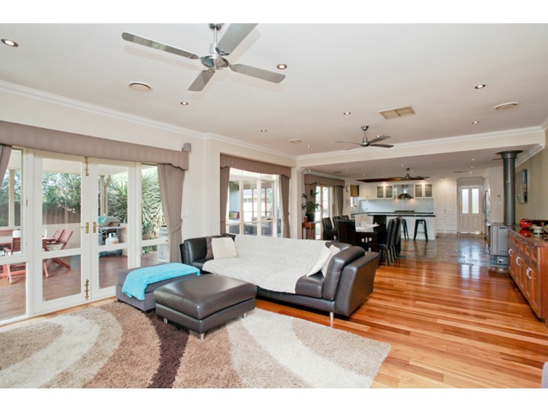 8 Lawson Court, Hoppers Crossing VIC 3029