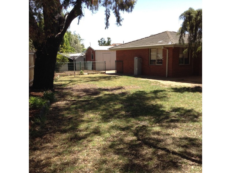 8 Rhus Court, Werribee VIC 3030