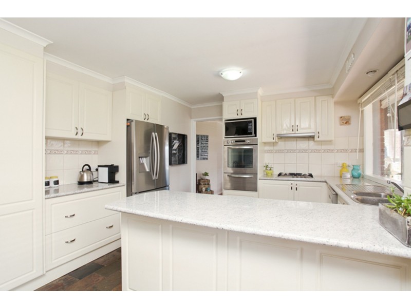 28 St Andrews Drive, Werribee VIC 3030