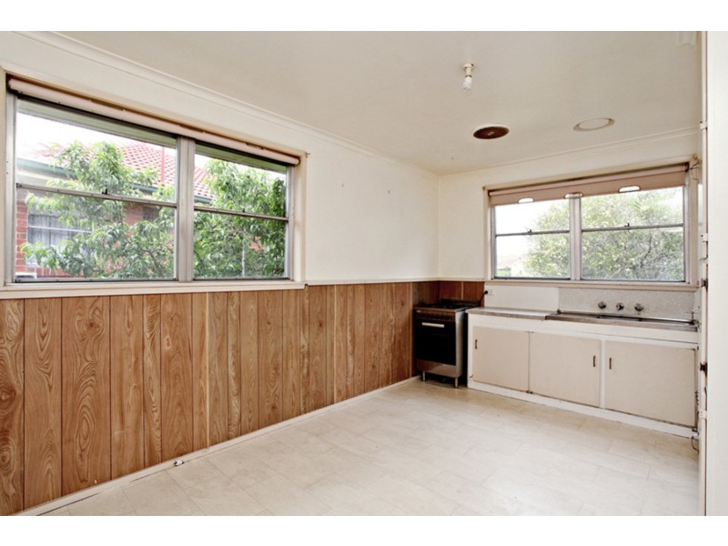 24 Deborah Street, Werribee VIC 3030