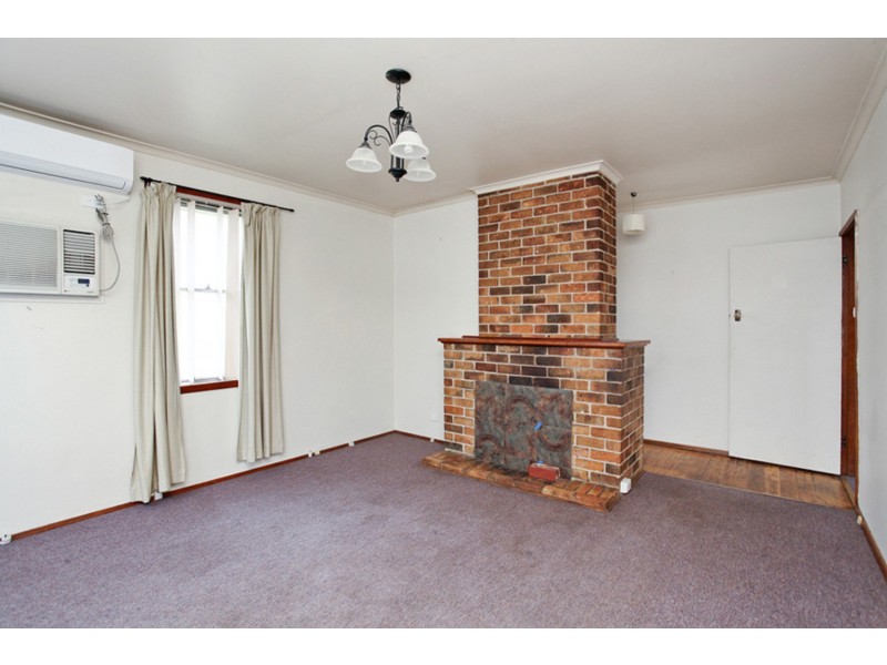 24 Deborah Street, Werribee VIC 3030