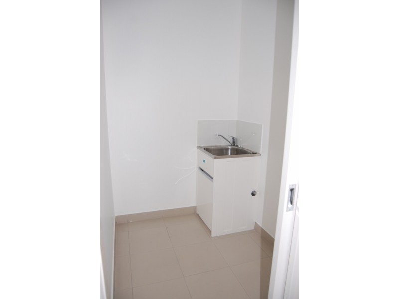 3/32 La Coruna Gardens, Point Cook VIC 3030