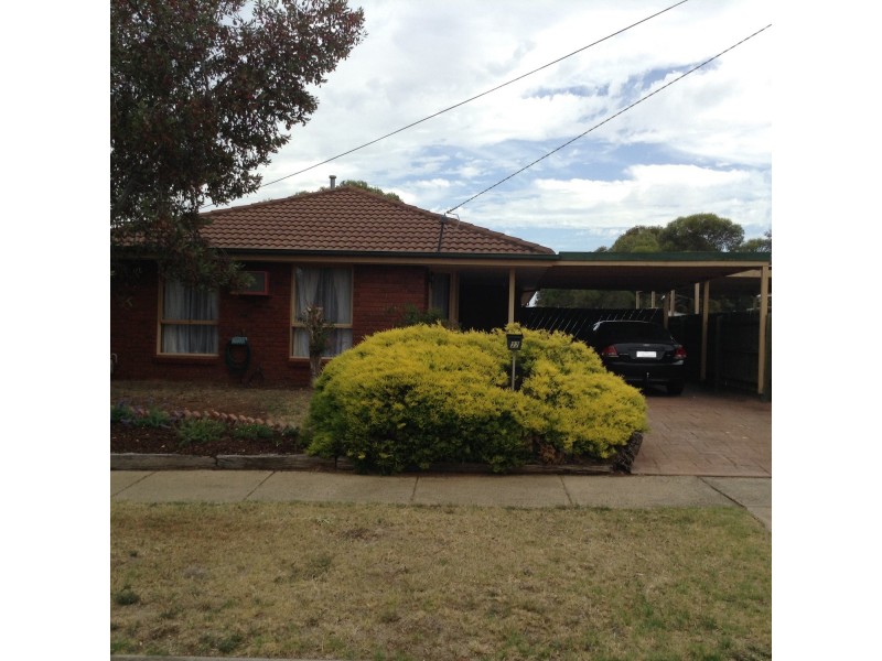 32 Argyle Crescent, Werribee VIC 3030