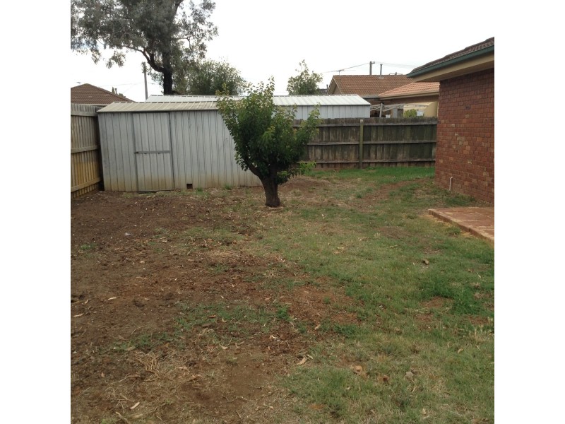 32 Argyle Crescent, Werribee VIC 3030