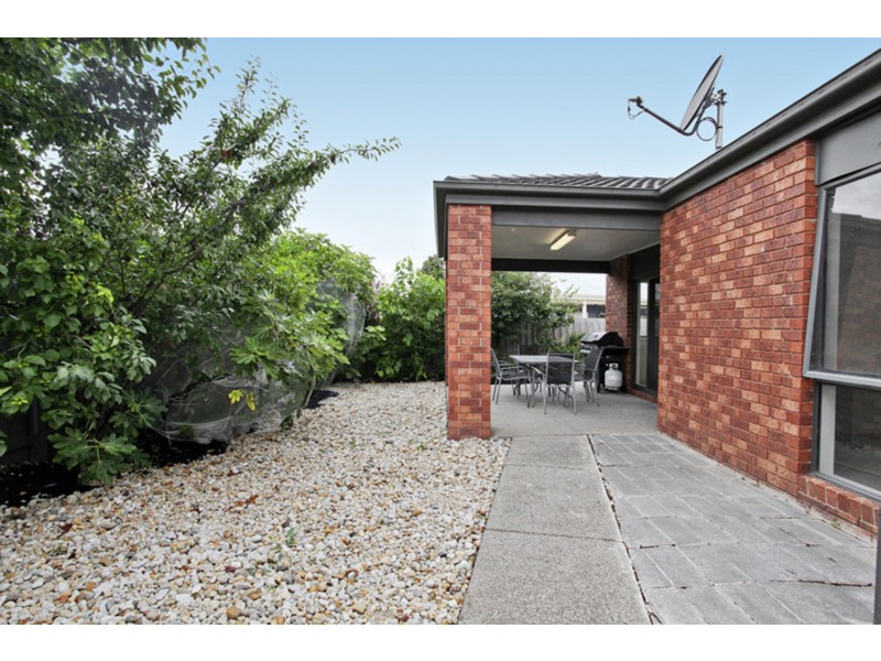 19 Dolphin Crescent, Point Cook VIC 3030