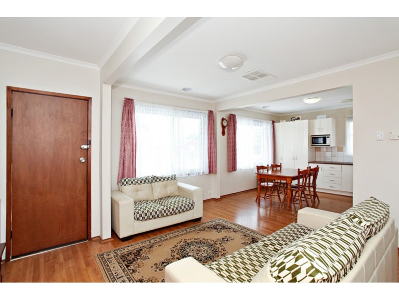 10 Deborah Street, Werribee VIC 3030