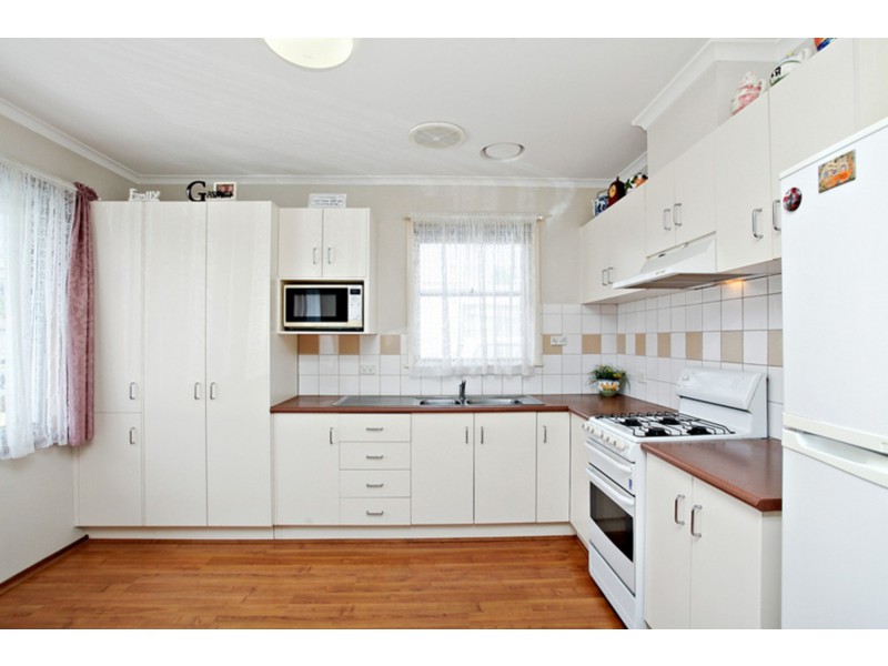 10 Deborah Street, Werribee VIC 3030