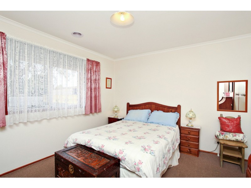 10 Deborah Street, Werribee VIC 3030