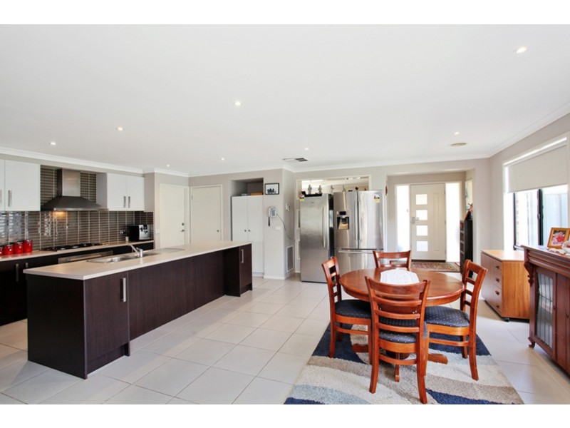 5 Fawkner Road, Wyndham Vale VIC 3024