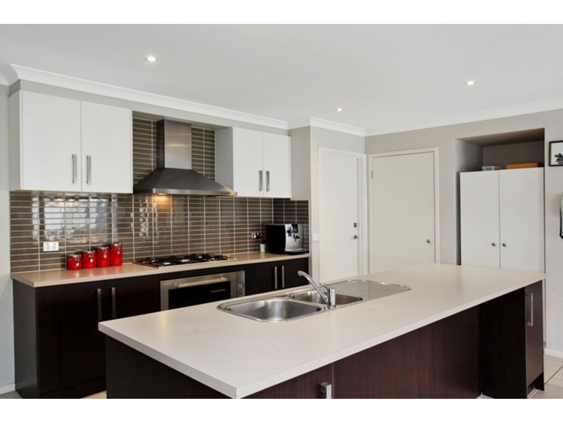 5 Fawkner Road, Wyndham Vale VIC 3024