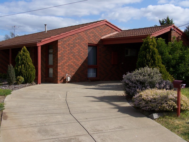 28 Nicklaus Drive, Hoppers Crossing VIC 3029