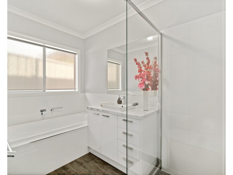 7 Pembroke Crescent, Wodonga VIC 3690