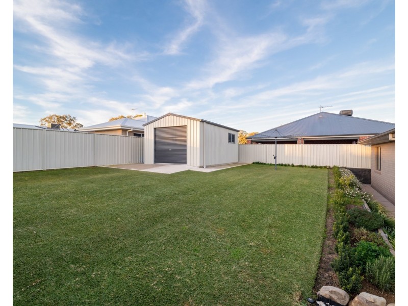 7 Pembroke Crescent, Wodonga VIC 3690