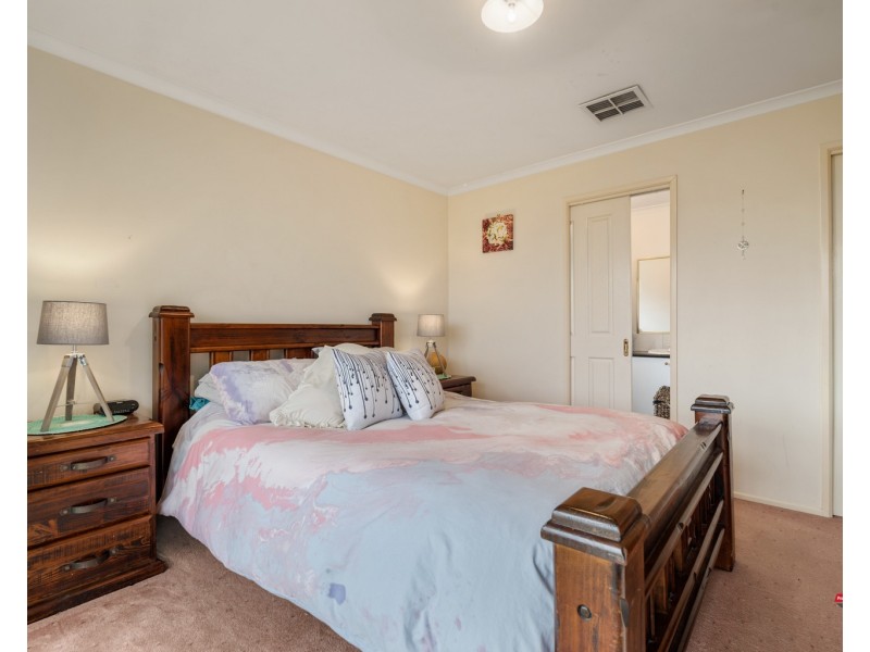 7 Elizabeth Crescent, Bellbridge VIC 3691