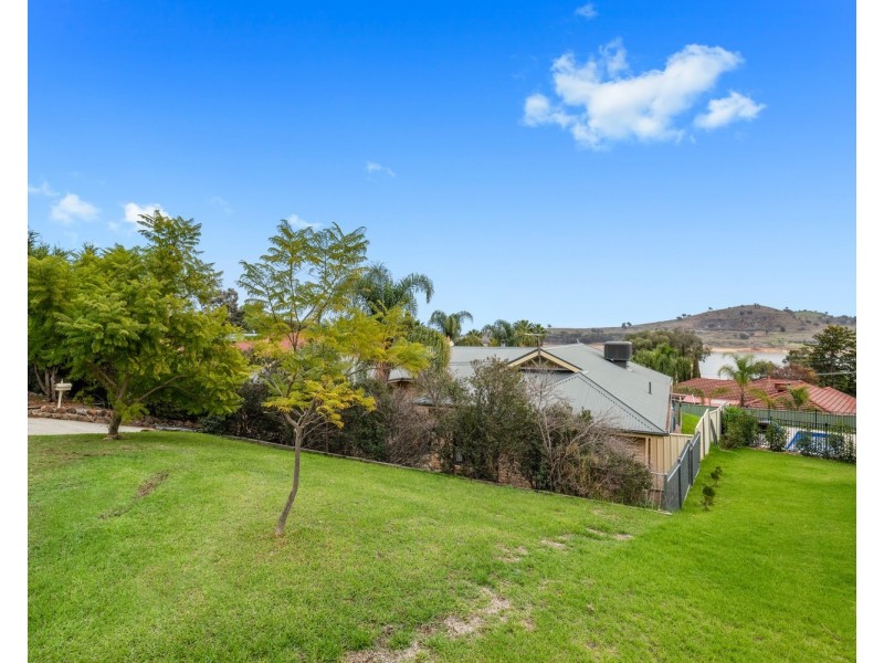 7 Elizabeth Crescent, Bellbridge VIC 3691
