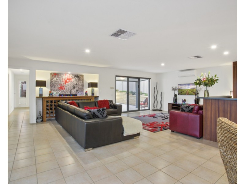 1 Castle Cove, Wodonga VIC 3690