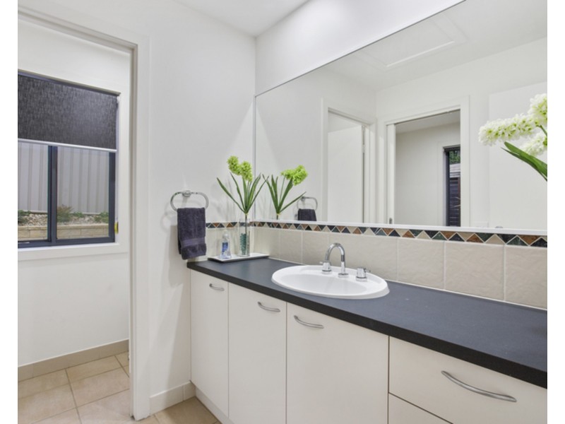 1 Castle Cove, Wodonga VIC 3690
