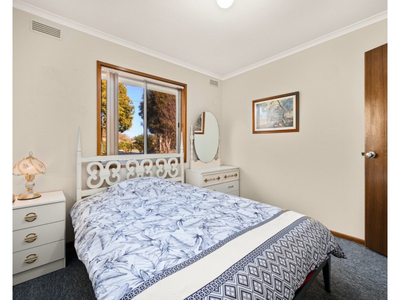 5 Wright Court, West Wodonga VIC 3690