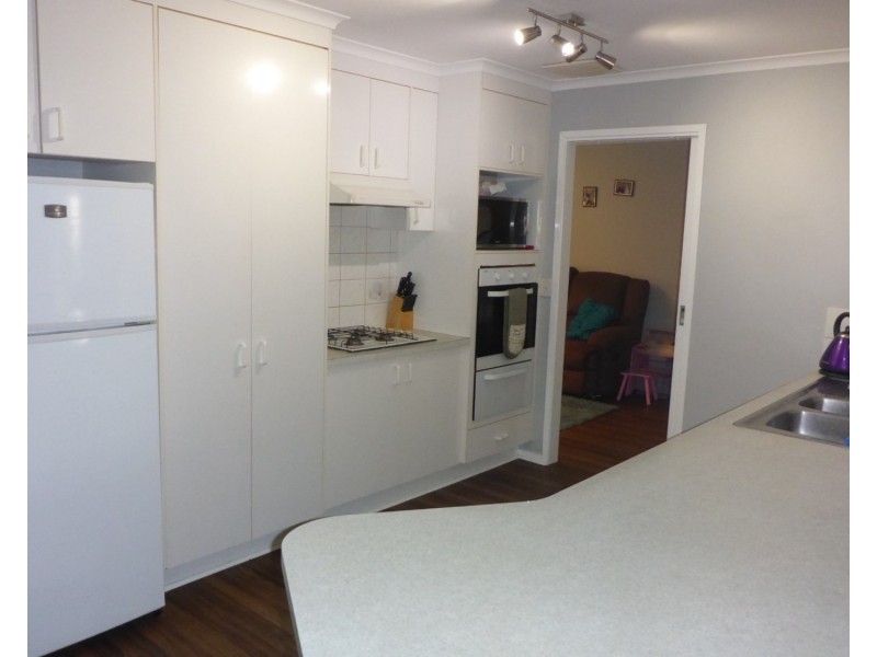 36 Hickory Street, Thurgoona NSW 2640