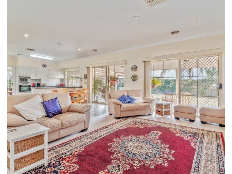 14 Falcon Circuit, Wodonga VIC 3690