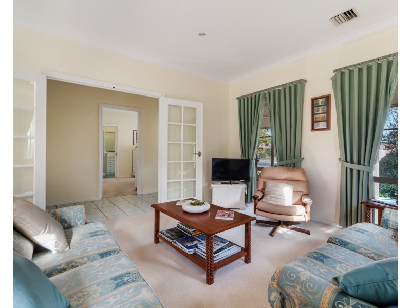 14 Falcon Circuit, Wodonga VIC 3690