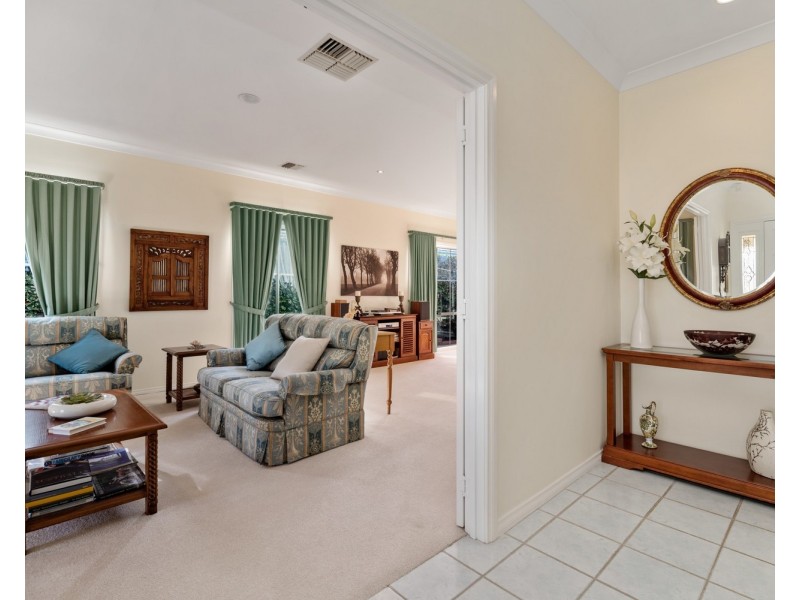 14 Falcon Circuit, Wodonga VIC 3690