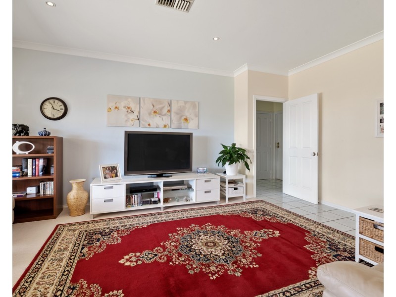 14 Falcon Circuit, Wodonga VIC 3690